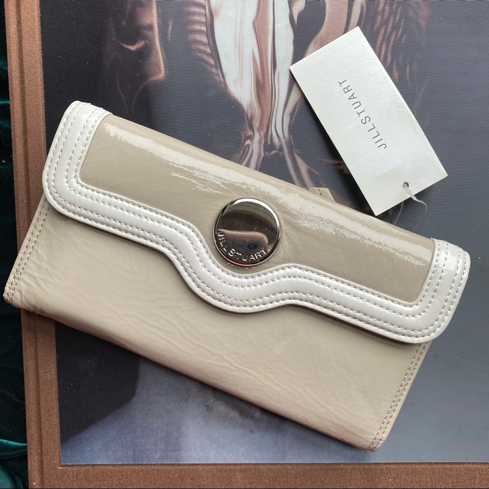 Jill Stuart Grey and White Hannah Wallet